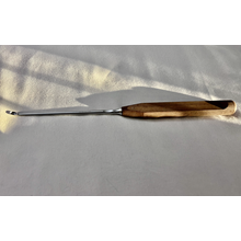 389.612 Angled 7.5mm Oval Cup Bone Curette US1768