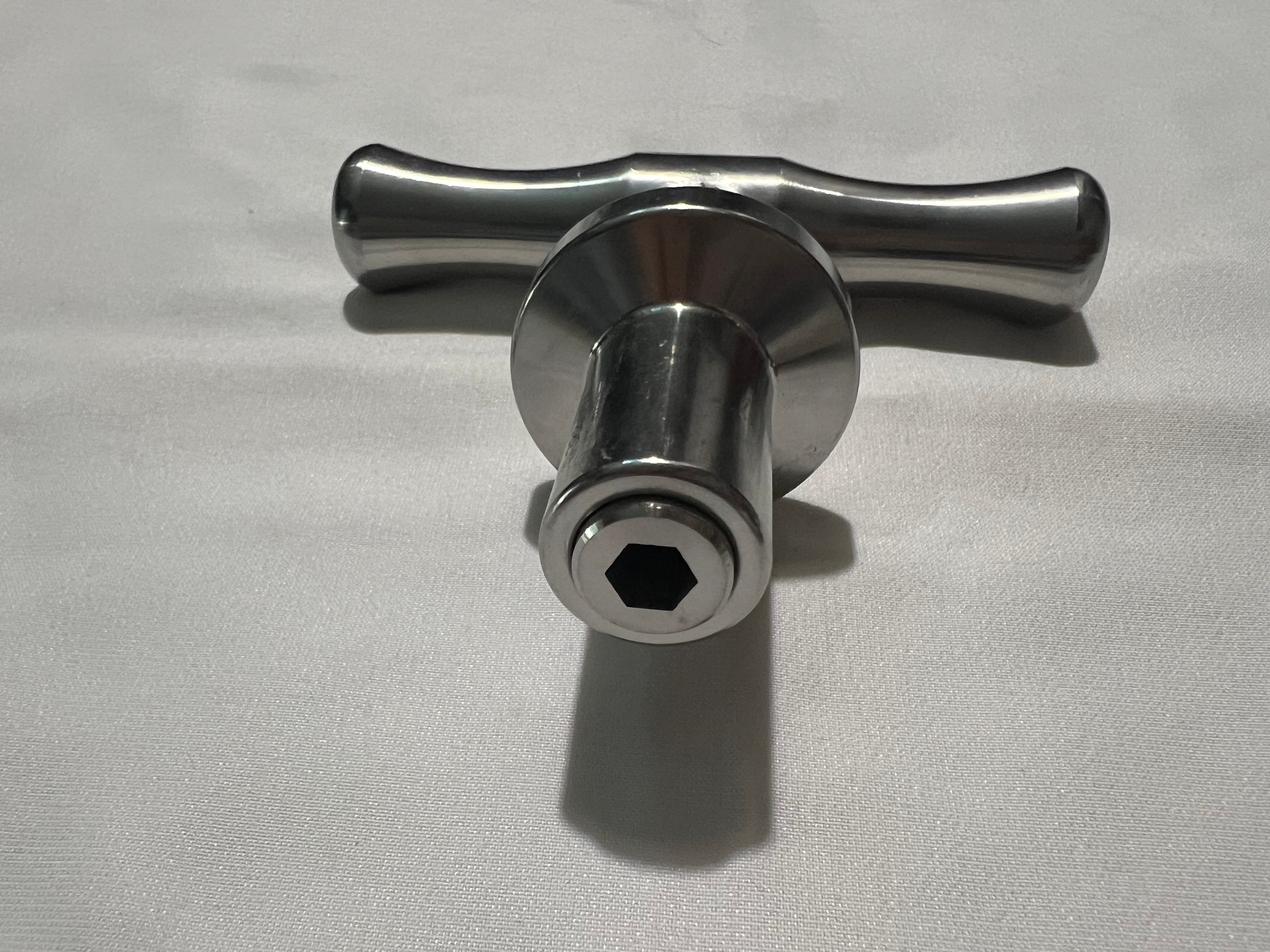 388.274 Cannulated Tap Handle US1487