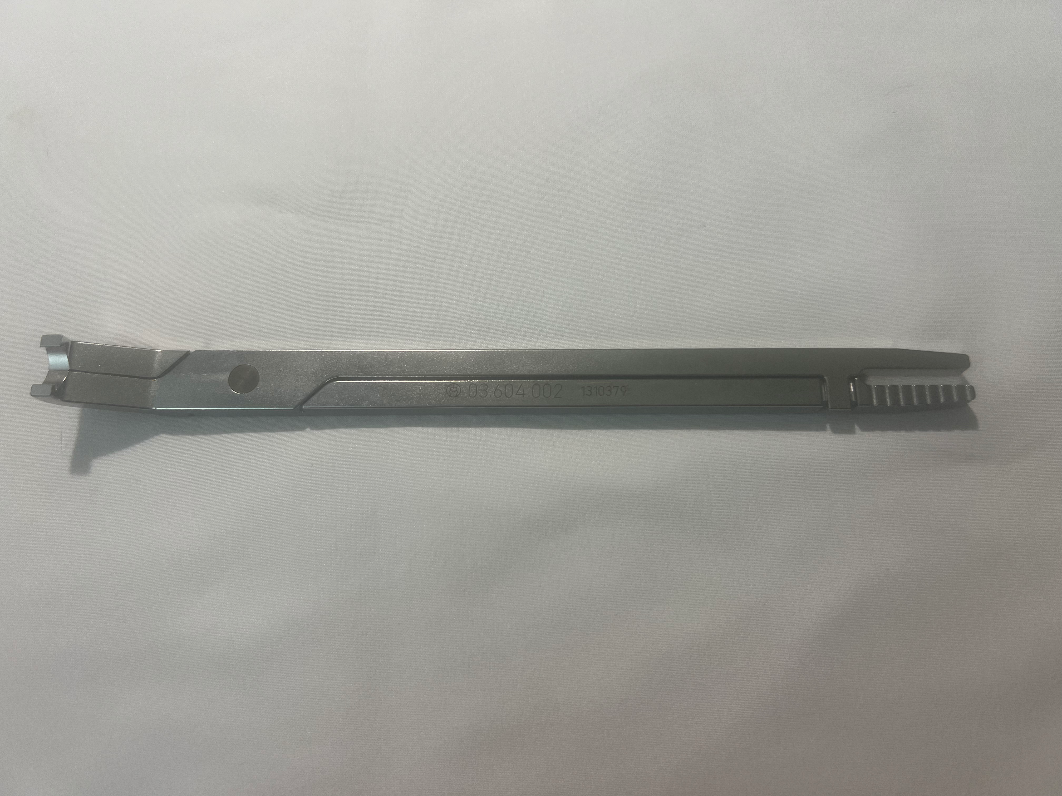03.604.002 Lateral Implant Holder US1361