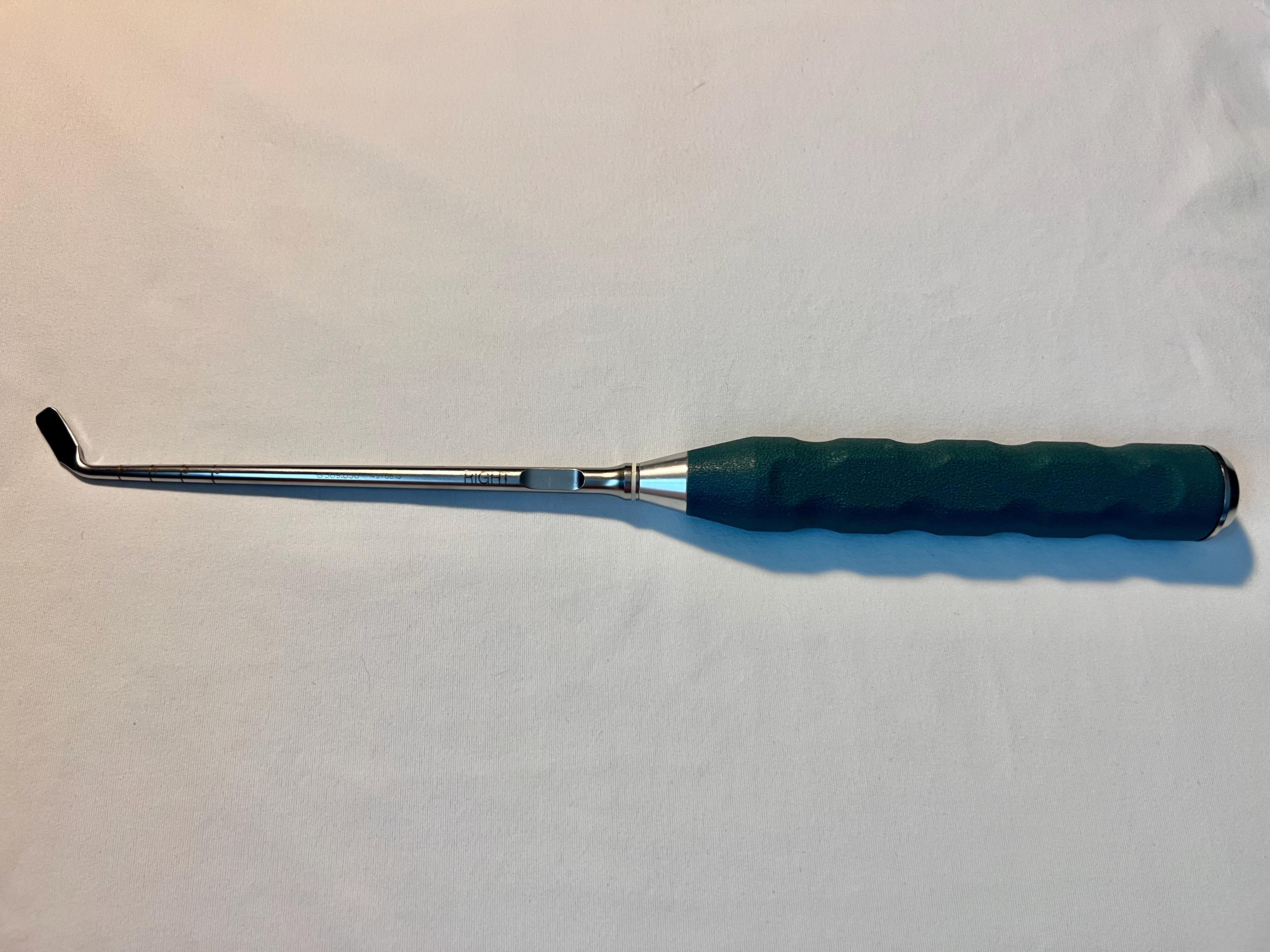 389.836 Small Orthopedic Right Curved Spinal Rasp US2039