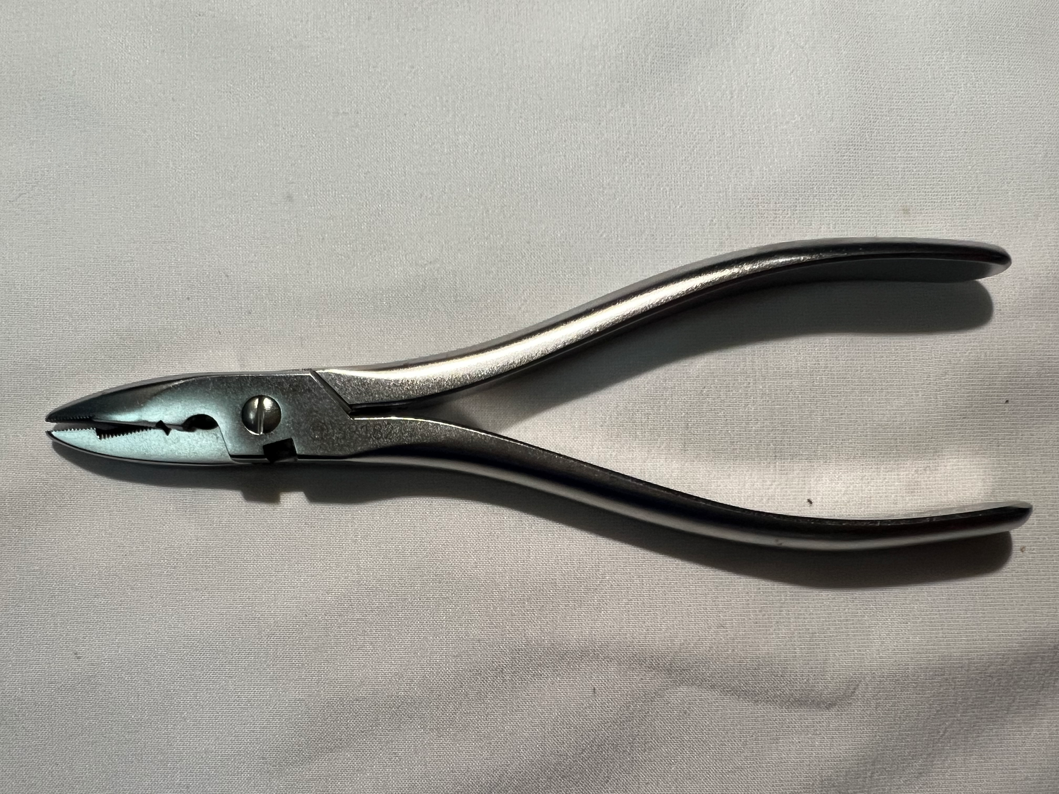 391.82 Wire Bending Pliers 160mm US1433