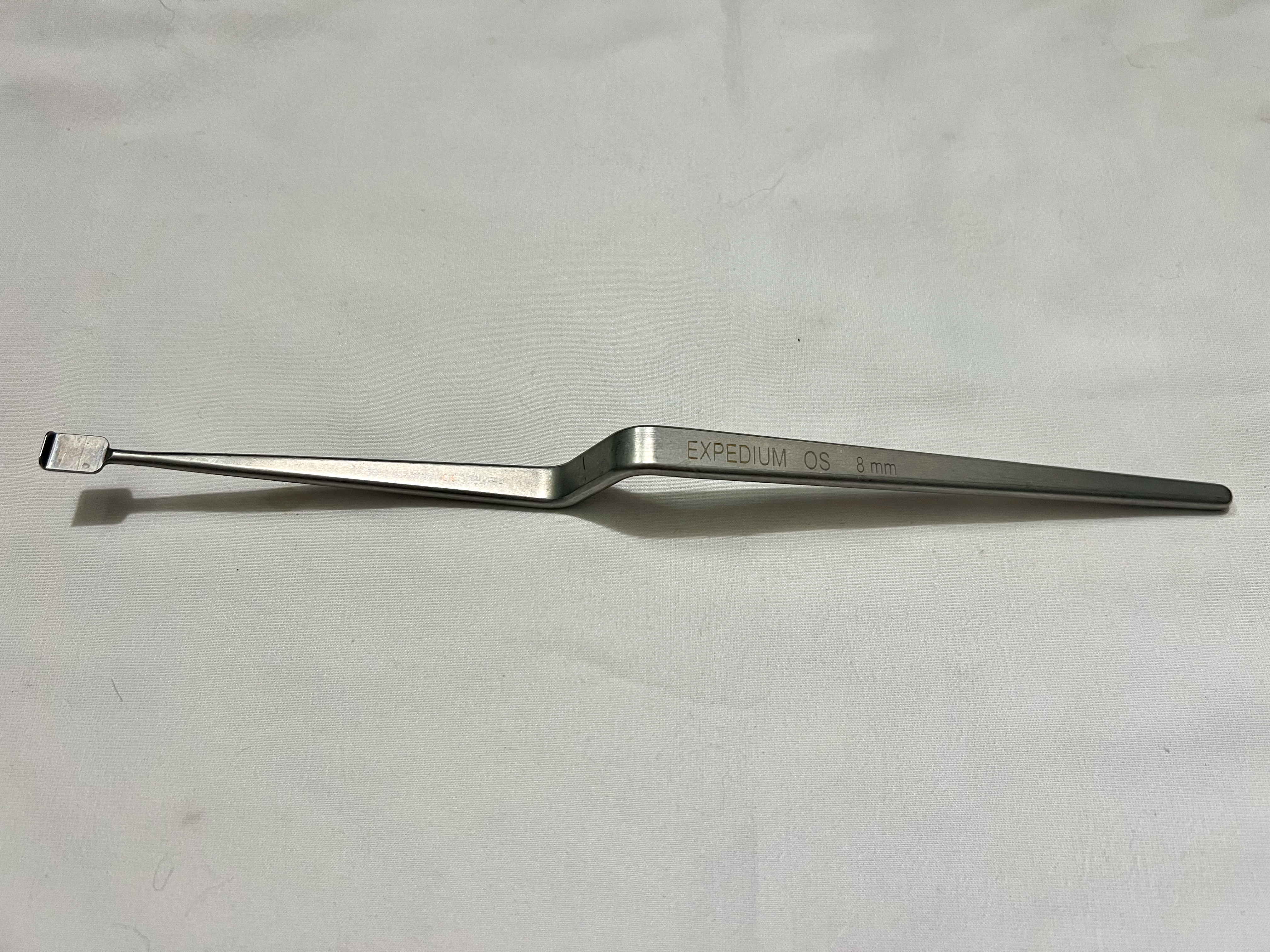 2797-55-220 Expedium 8mm Nerve Retractor US1516