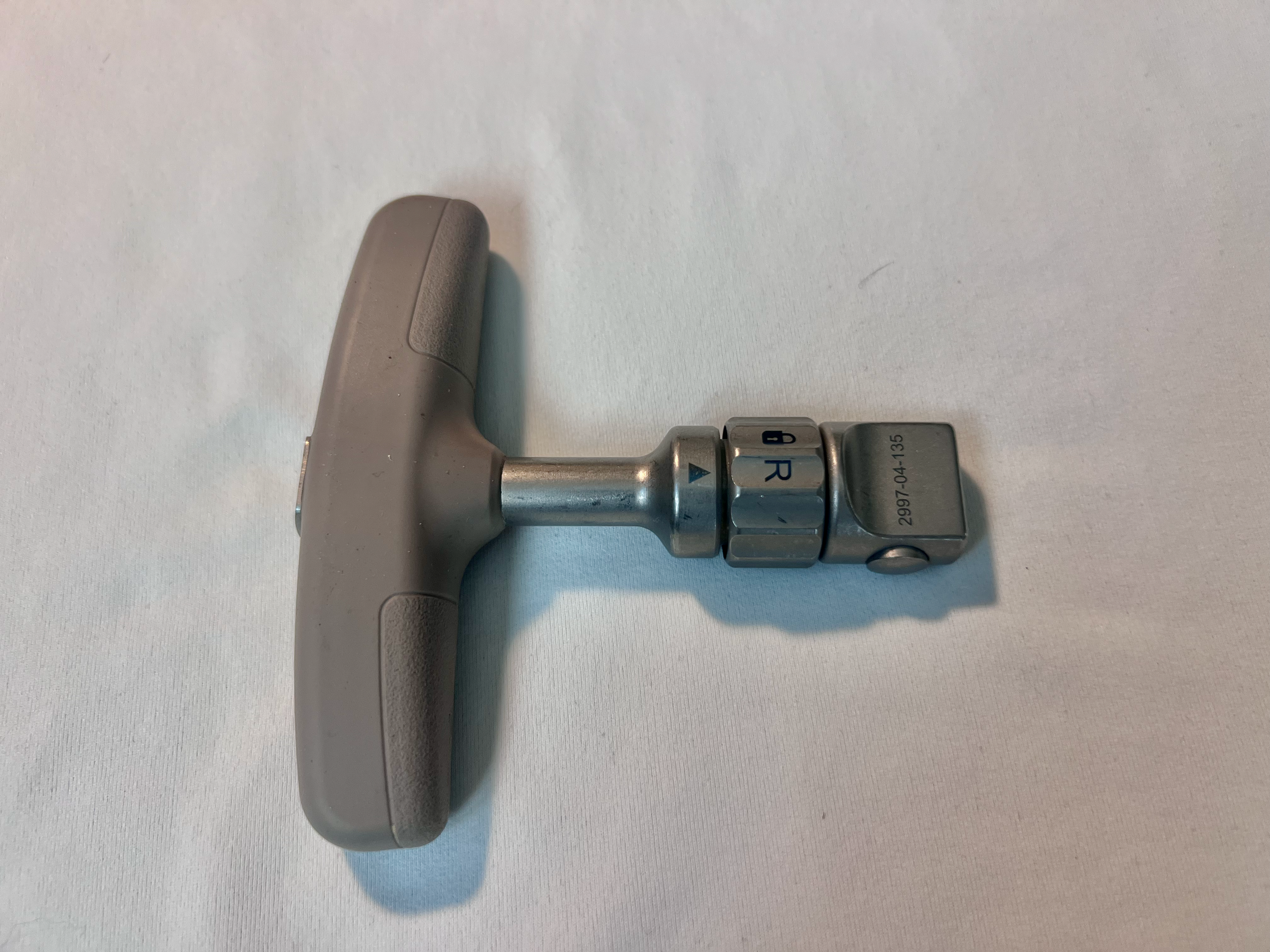 2997-04-135 Expedium Verse Spinal System Ratcheting T-Handle US2082