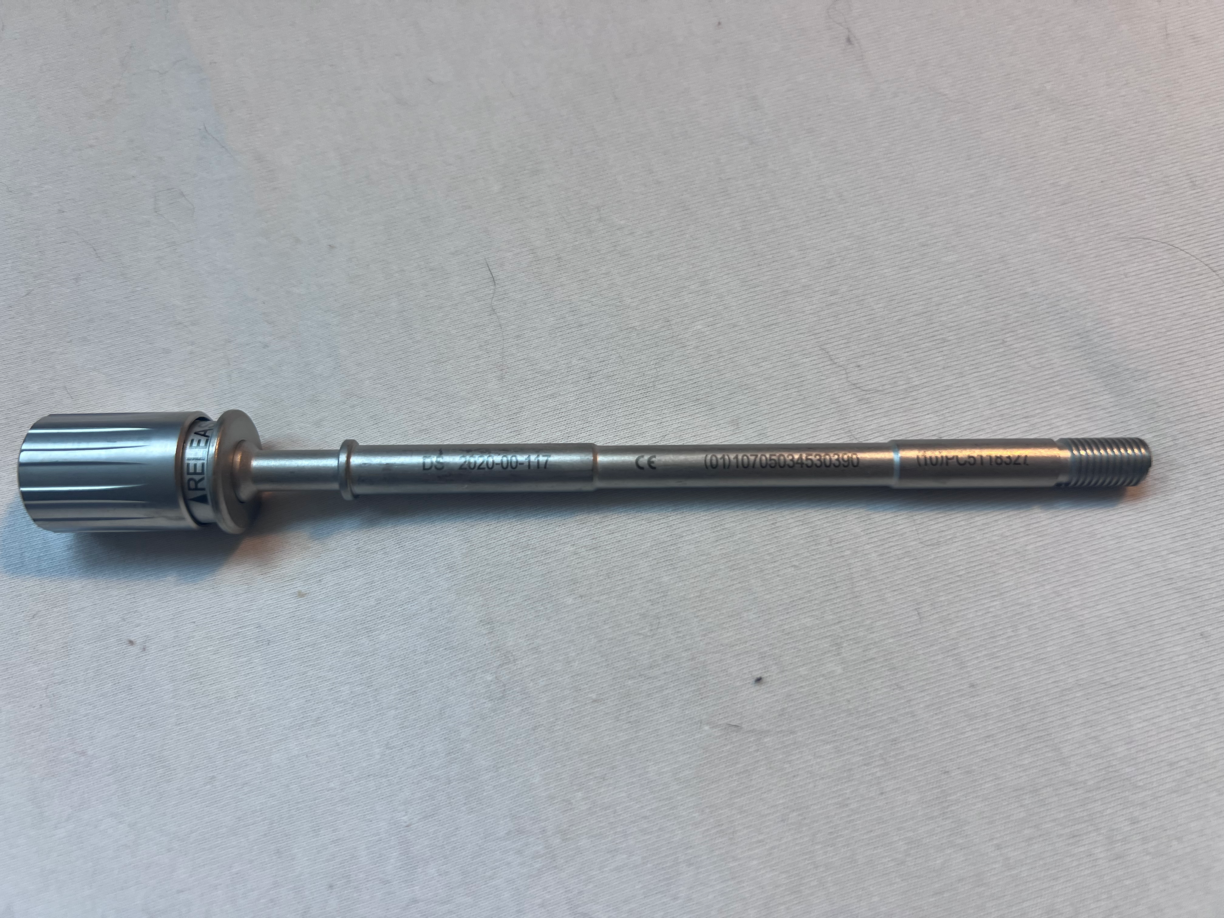 2020-00-117 Symphony OCT Polyaxial Short Retention Sleeve Cannula Driver US1856