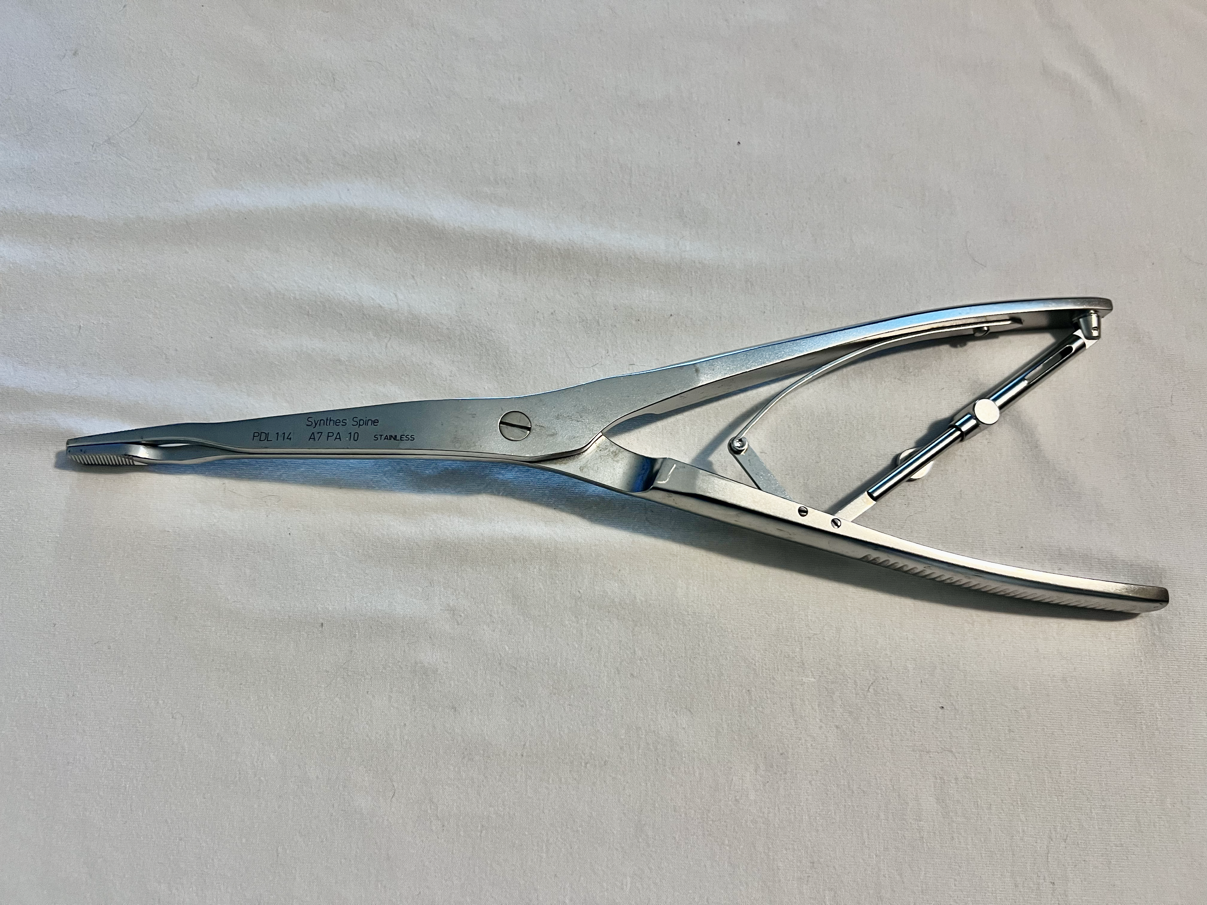 PDL114 Angled Vertebral Body Spreader US1902