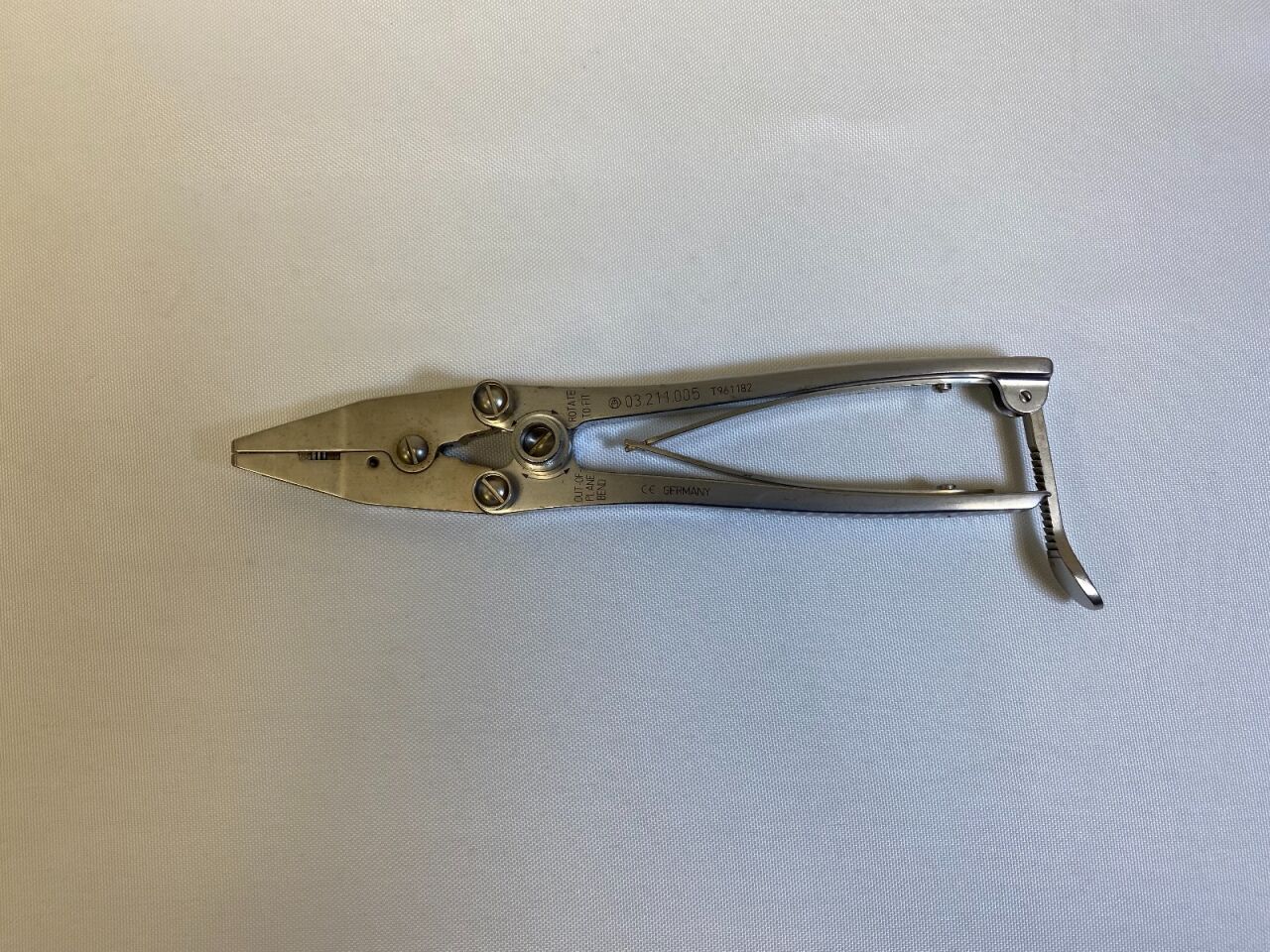 03.211.005 Plate Bending Pliers for VA Locking Plates US363