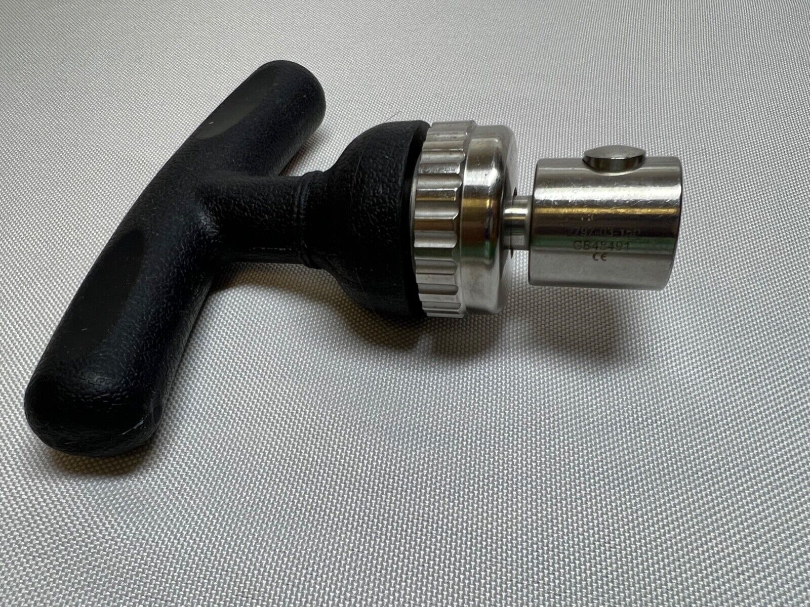 Synthes 2797-03-150 Orthopedic Ratcheting T-Handle US1055